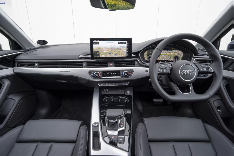 Торпедо Audi A4 Allroad Quattro (B9) 2019 года  (UK) (фото 33 из 40)